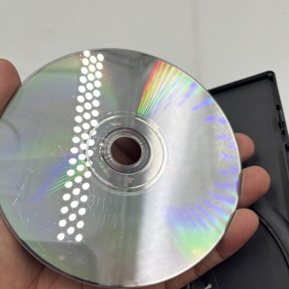 Carmen Sandiego The Secret of the Stolen Drums PS2 PlayStation 2 - Complete CIB - Picture 7 of 8